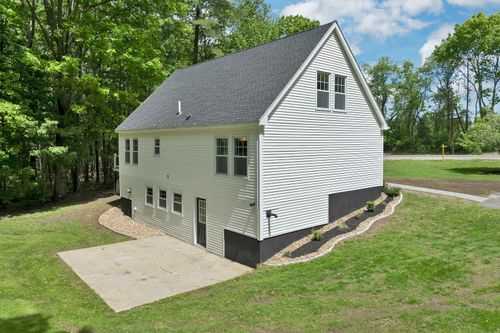 260 Center Hill Rd, Epsom, NH, 03234-4810 | Card Image