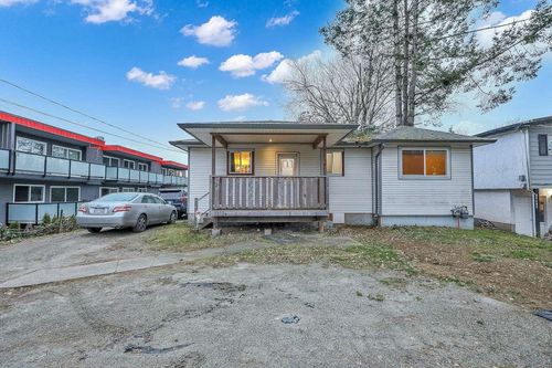 32774 7th Ave, Mission, BC, V2V2C1 | Card Image