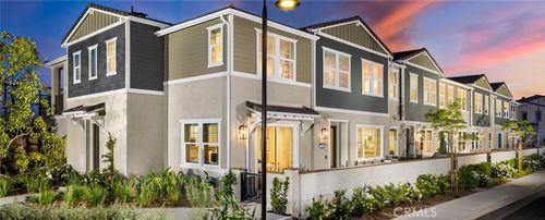 3332 S Lafayette Paseo, Ontario, CA, 91761-5263 | Card Image