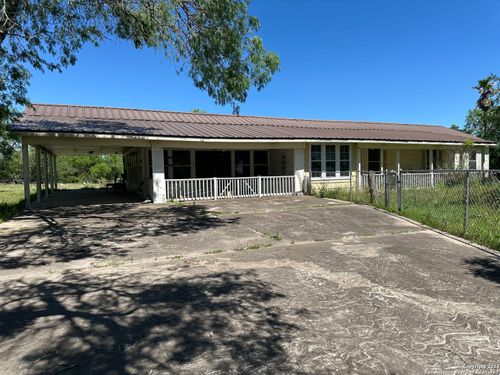 000 Main St, Benavides, TX, 78341 | Card Image