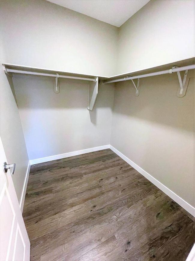 406 - 499 Meadow Lake Crt E, Condo with 2 bedrooms, 2 bathrooms and 1 parking in Brooks AB | Image 9