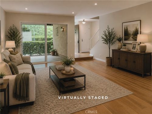 7802 Via Tortona, Burbank, CA, 91504 | Card Image