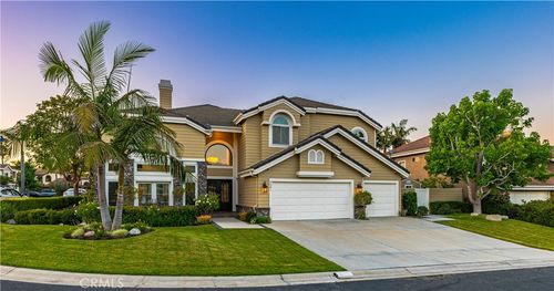 6561 Horseshoe Ln, Huntington Beach, CA, 92648-1525 | Card Image