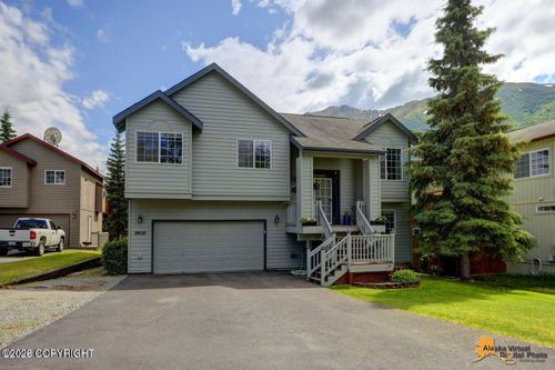 19030 Trail Bay Dr, Eagle River, AK, 99577-8589 | Card Image