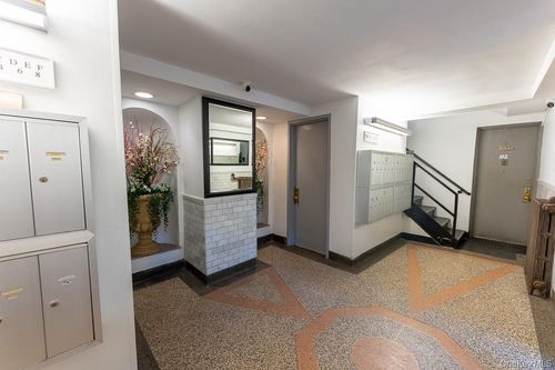 apt-c5-529 E 12th St, New York, NY, 10009-1288 | Card Image