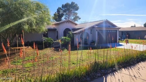 5515 W Hatcher Rd, Glendale, AZ, 85302-3234 | Card Image