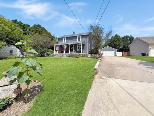 1726 Kuntz Rd, Erie, PA, 16509-2642 | Card Image