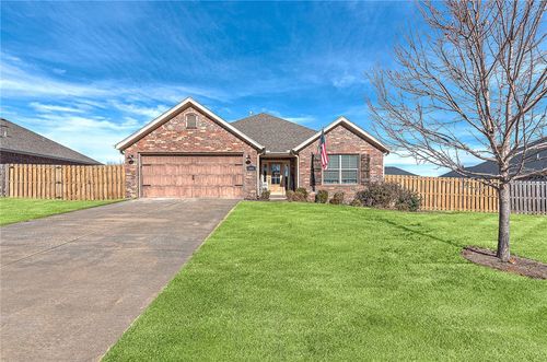 464 Concho St, Farmington, AR, 72730-5004 | Card Image