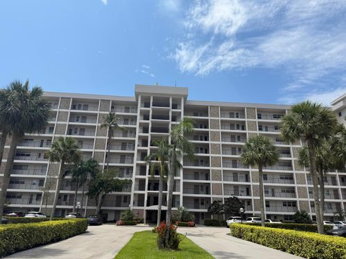 804-3150 N Palm Aire Drive, Pompano Beach, FL, 33069 | Card Image