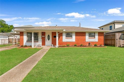 1009 Neyrey Dr, Metairie, LA, 70001-3828 | Card Image