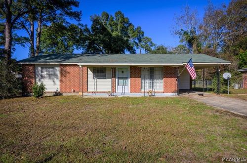 205 9th Ave, Selma, AL, 36701-6008 | Card Image