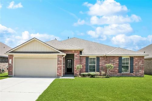16730 Highland Heights Dr, Covington, LA, 70435-5653 | Card Image