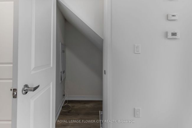 2 - 155 Tapscott Rd, Condo with 2 bedrooms, 1 bathrooms and null parking in Toronto ON | Image 12