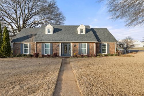 2305 Marietta Ave, Muscle Shoals, AL, 35661-2639 | Card Image