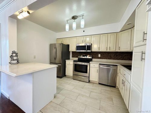 9417 83rd Street, New York, NY, 11416 | Card Image