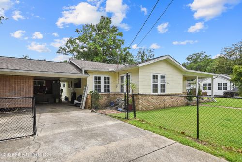 802 Mill Road, Pascagoula, MS, 39567 | Card Image