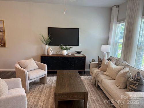 26-4724 Lakeview Rd, Charlotte, NC, 28216-2022 | Card Image