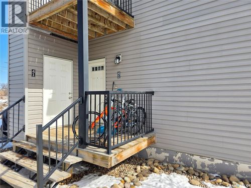 41-1275 S Railway St E, Swift Current, SK, S9H5P3 | Card Image