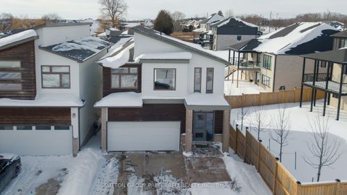 723 Apricot Dr, London, ON, N6K5A7 | Card Image