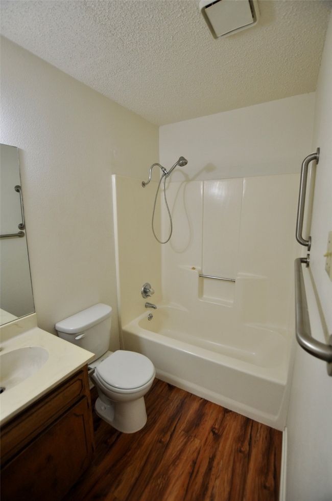 APT-8 - 511 W Oak St, Condo with 2 bedrooms, 1 bathrooms and null parking in Weatherford TX | Image 11