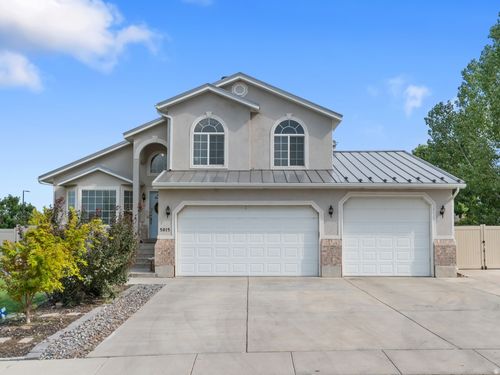 5015 Rock Ridge Ln, West Jordan, UT, 84081-2215 | Card Image
