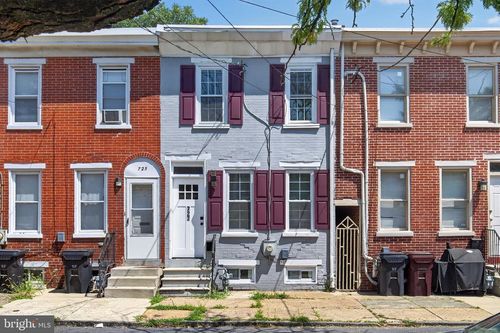 727 E 7th St, WILMINGTON, DE, 19801-4440 | Card Image
