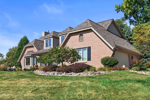 3324 Foxwood Rd, Racine, WI, 53405-4959 | Card Image