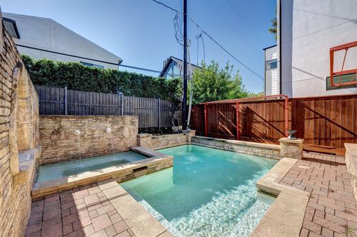 1919 W Mckinney St, Houston, TX, 77019-2604 | Card Image