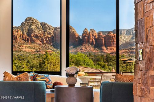 2945 Red Hawk Ln, Sedona, AZ, 86336-5153 | Card Image
