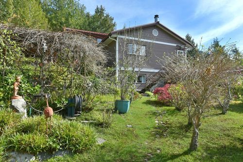 4906 Sinclair Bay Rd, Garden Bay, BC, V0N1S1 | Card Image