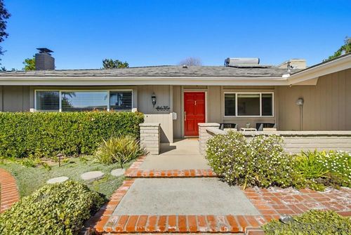 8635 Cliffridge, La Jolla, CA, 92037 | Card Image