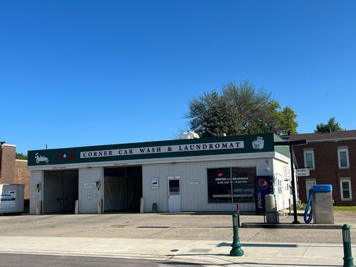 104 W Central St, Springfield, MN, 56087-1404 | Card Image