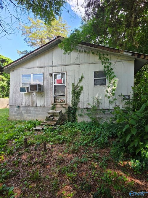 1909 Clark Ave Ne, Fort Payne, AL, 35967-3556 | Card Image