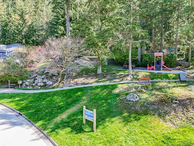 12 Flavelle Drive, House other with 6 bedrooms, 3 bathrooms and 4 parking in Port Moody BC | Image 39