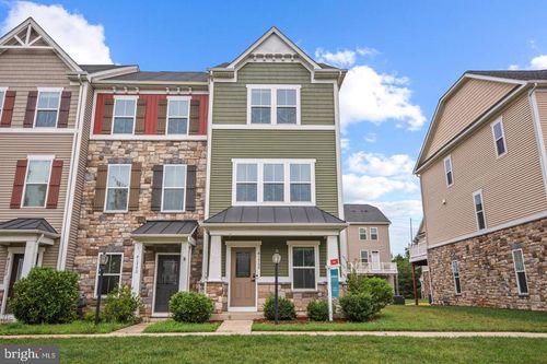 41768 Mcmonagle Sq, ALDIE, VA, 20105-6027 | Card Image