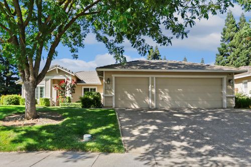 11657 New Albion Dr, Gold River, CA, 95670-8151 | Card Image