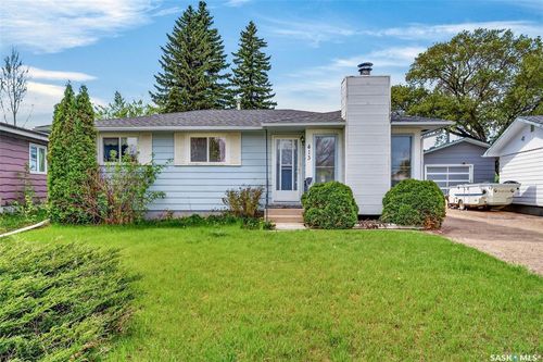 413 Vancouver Ave N, Saskatoon, SK, S7L4J8 | Card Image