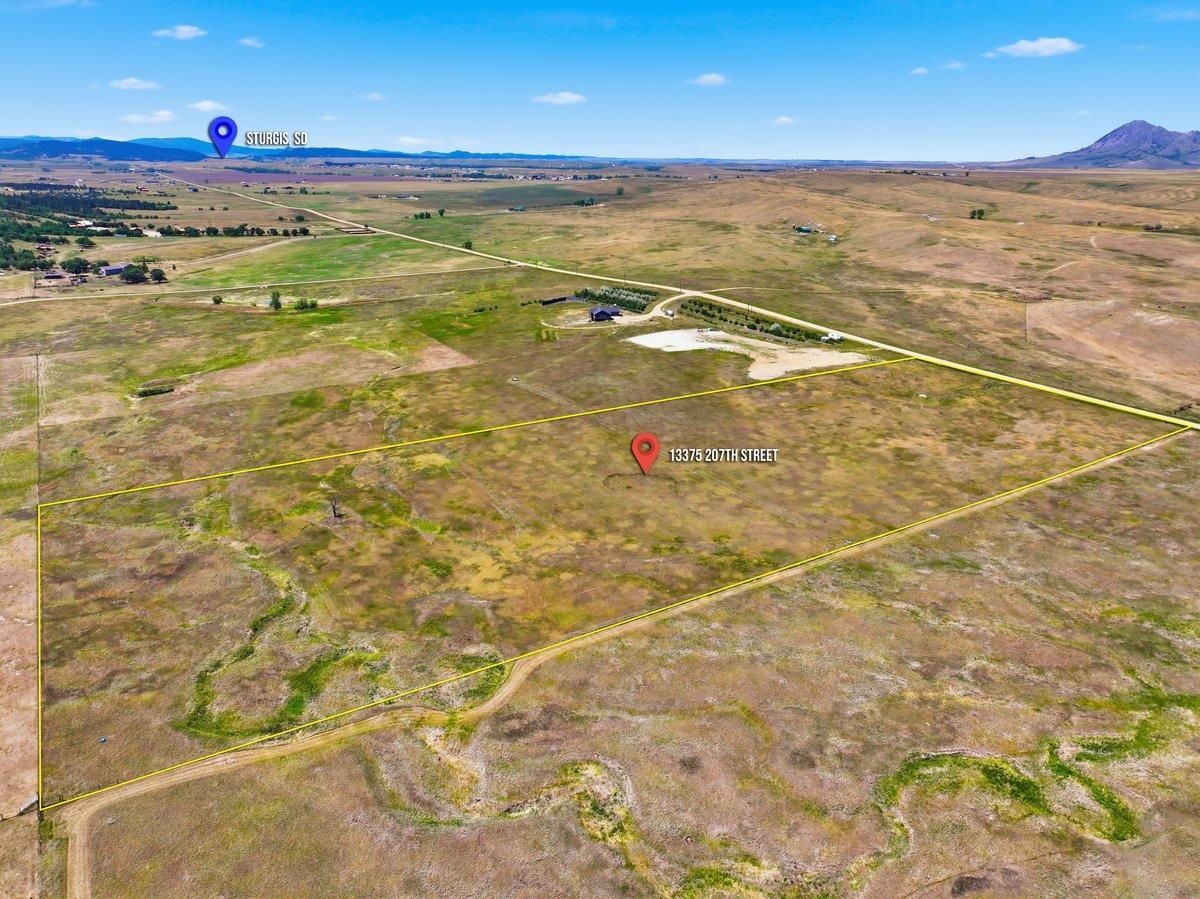 Land in Sturgis