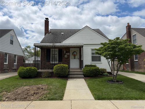 15617 Thomas Avenue, Allen Park, MI, 48101 | Card Image