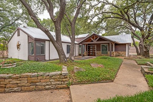 5939 Bent Creek Trl, Dallas, TX, 75252-2335 | Card Image