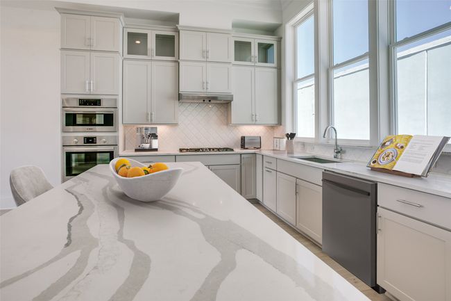 Image of actual unit. Virtually staged to show use of space. | Image 5