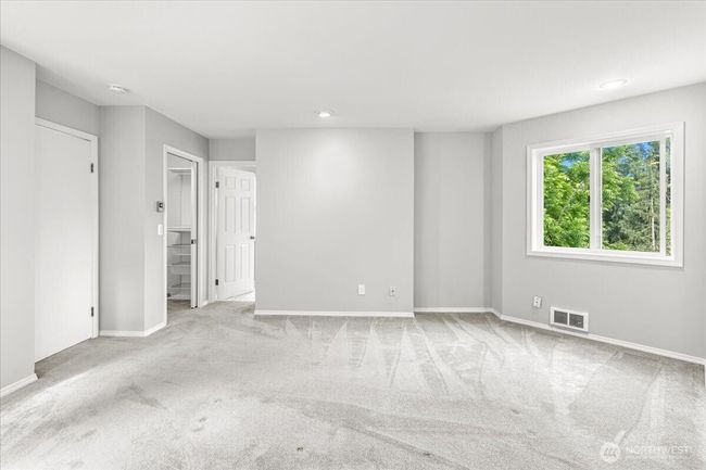 8523 25 Th Ave Ne, House other with 3 bedrooms, 3 bathrooms and 2 parking in Seattle WA | Image 19