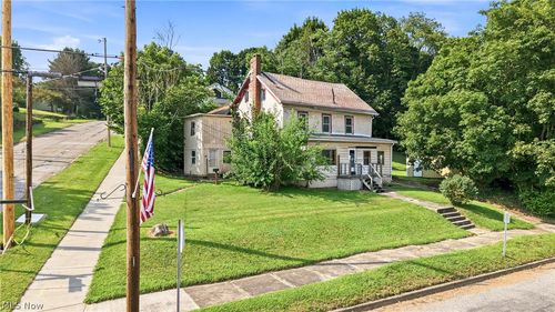245 Main St, Leetonia, OH, 44431-1135 | Card Image
