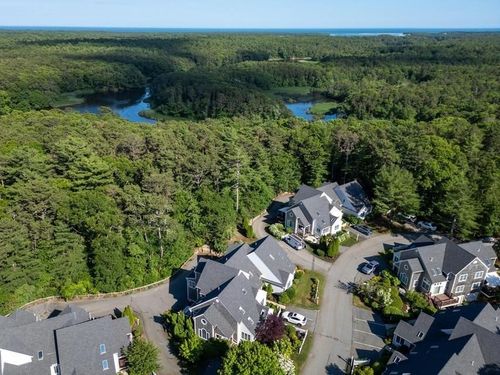 72-72 Gold Leaf Ln, Mashpee, MA, 02649 | Card Image
