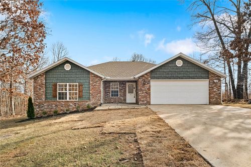 4 Rushden Ln, Bella Vista, AR, 72714-3932 | Card Image