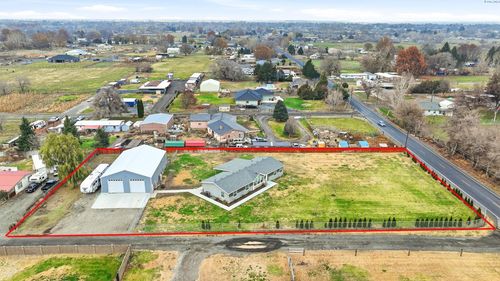 212204 E 361 Pr Se, Kennewick, WA, 99337-7176 | Card Image