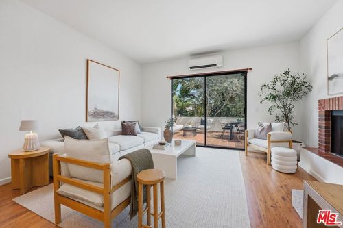 1-3665 Empire Dr, Los Angeles, CA, 90034-5073 | Card Image