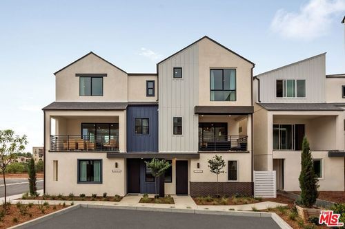 1687 Coral Sea Ln, San Pedro, CA, 90732-6110 | Card Image