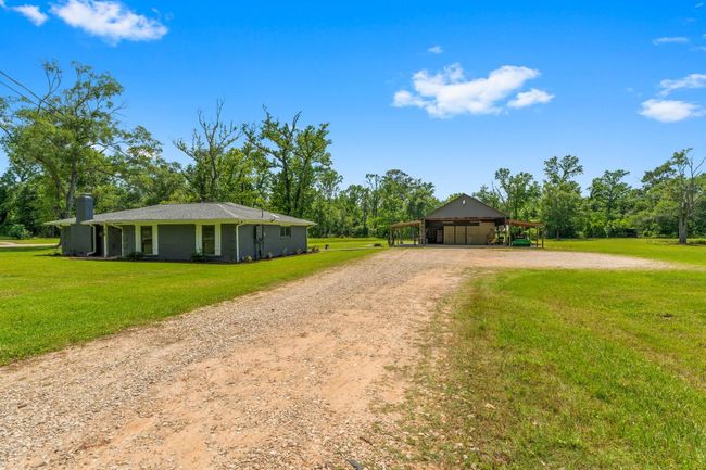 10792 Stidham Rd, House other with 3 bedrooms, 2 bathrooms and 2 parking in Conroe TX | Image 4