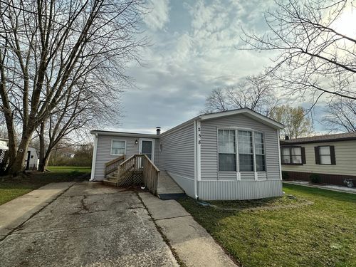 258 Blackthorn Rd, Matteson, IL, 60443-2160 | Card Image
